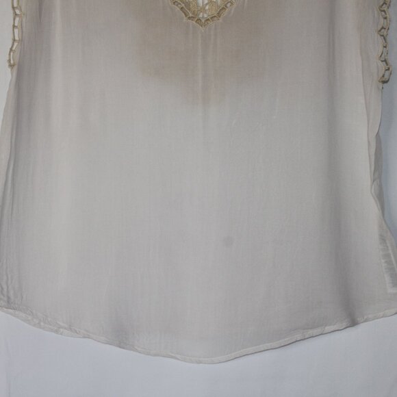FOREVER 21 WOMENS CREAM CROCHET TOP BLOUSE SZ M SLEEVELESS RAYON LIGHTWEIGHT - Picture 3 of 12